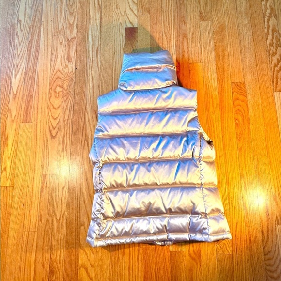Talbots New High Collar Quilted Down Ladies Puffer Vest.WOW So Hot and Warm! 🥵🔥​ - Picture 2 of 13